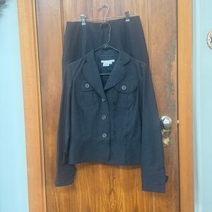 NWOT Maggy London charcoal grey suit, jacket and pencil knee-length skirt (6)